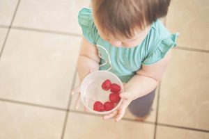 Read more about the article Alimentația corectă și beneficiile ei asupra copiilor
