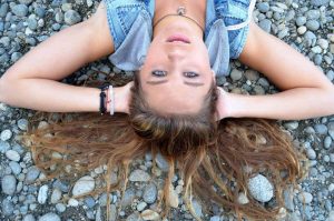 Read more about the article Cum pregătim desprinderea adolescentului de familie?