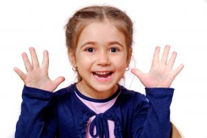 Read more about the article Cum îți poți învăța copilul să-și gestioneze emoțiile?