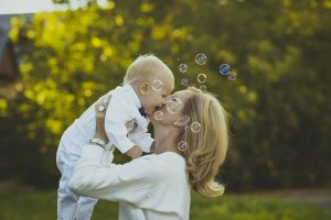 Read more about the article Cum arată bona ideală a copiilor tăi