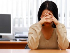 Read more about the article Autocritica și auto-învinovățirea nu te fac un părinte mai bun