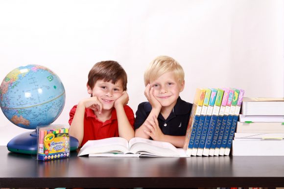 Read more about the article 28 de gânduri care te vor ajuta să crești reușitele școlare ale copilului tău