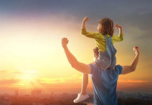 Read more about the article De ce este important să ne învățăm copiii să fie optimiști?