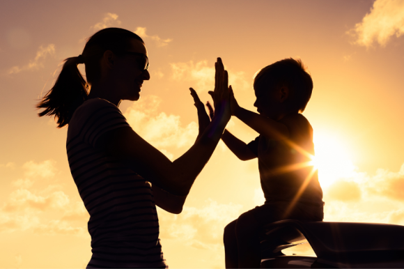 Read more about the article Care dintre cele 4 stiluri de parenting ți se potrivește?